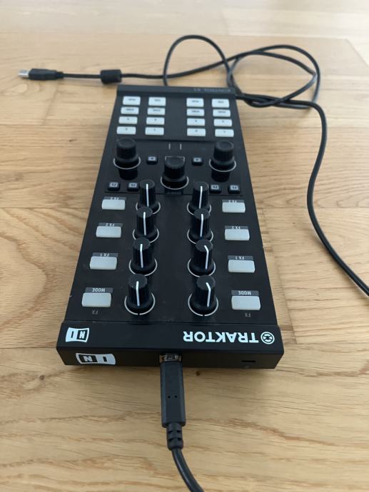 Traktor X1 Cdj Native Instruments Traktor Kontrol X1 MkII DJ