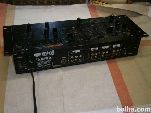 Mešalka Gemini PMX 1000 Preamp Mixer, delujoča