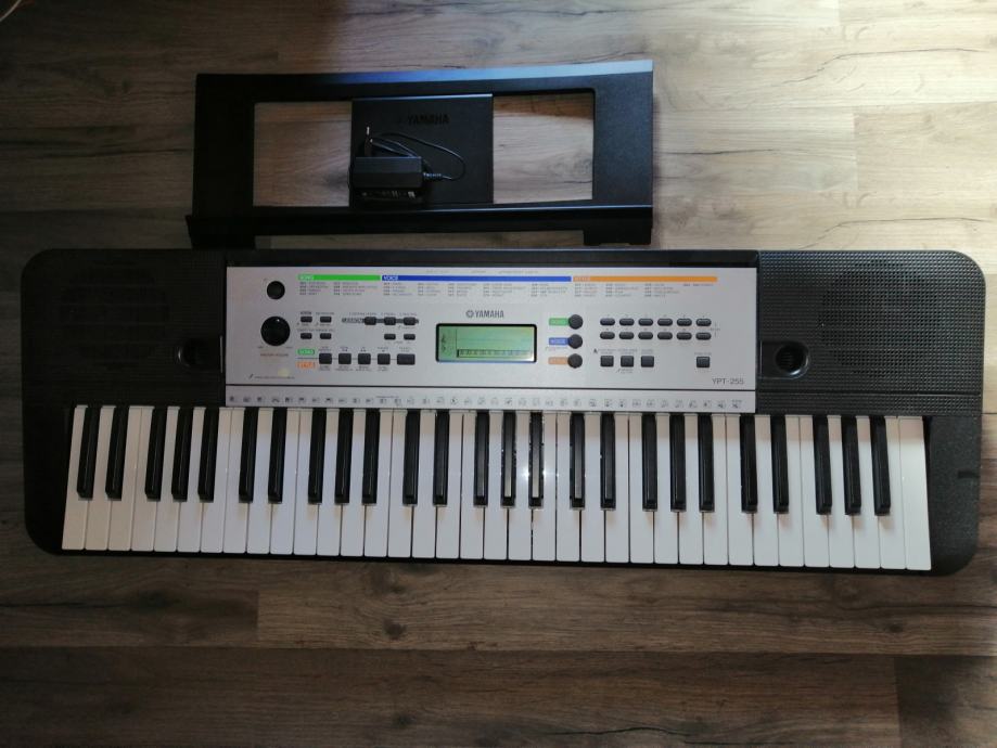 klavir Yamaha YPT-255