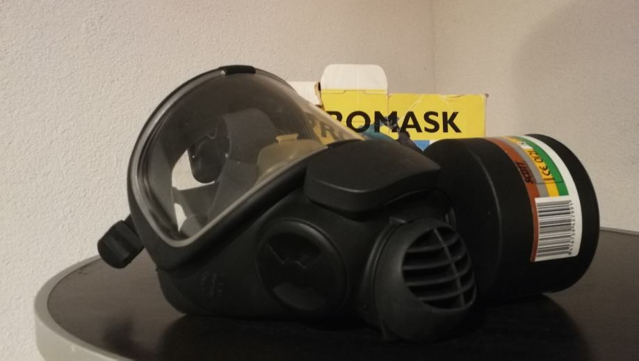 Zaščitna maska
