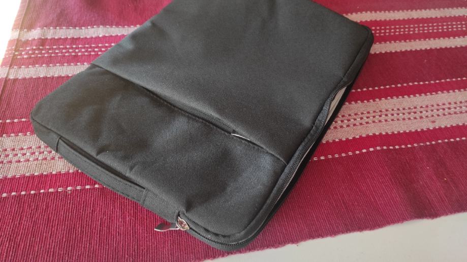 Etui, torbica za tablico ali prenosnik 13 inch