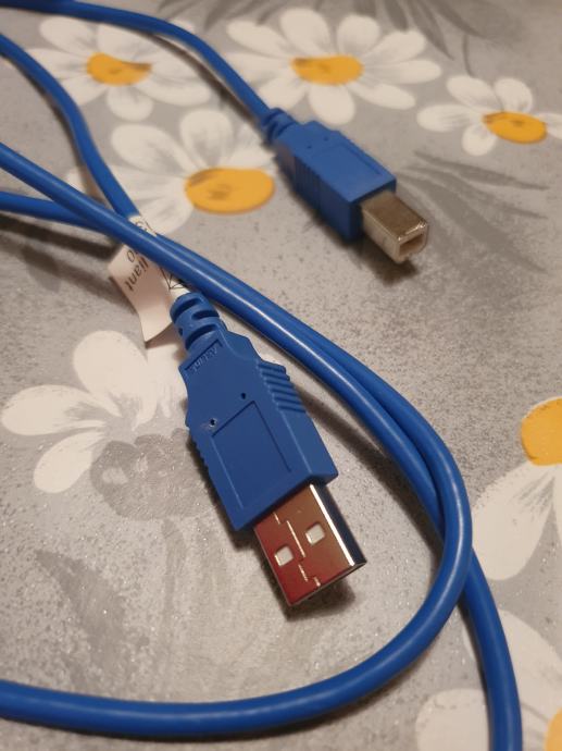USB kabel za tiskalnik