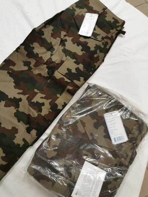 Nove vojaške hlače (zimska uniforma)