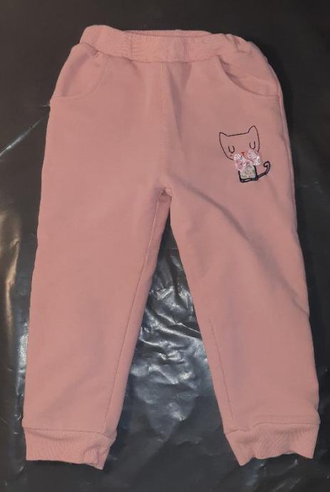 Prodam otroške roza termo hlače Ninočka