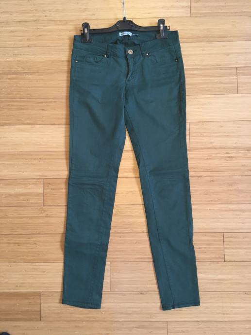 Zelene hlače Bershka 36