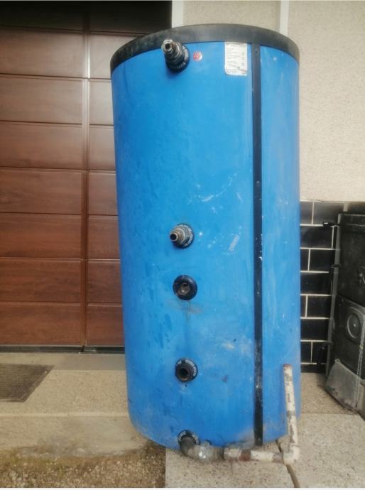 bojler-300-l-znamke-lenterm