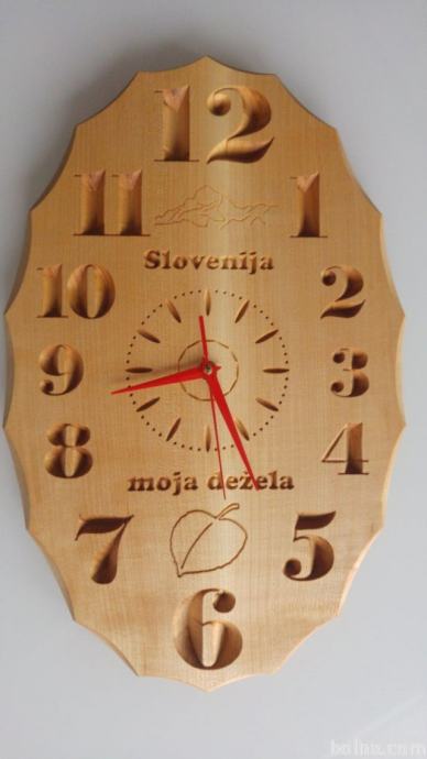 Masivna lesena stenska ura - massive wooden wall clock
