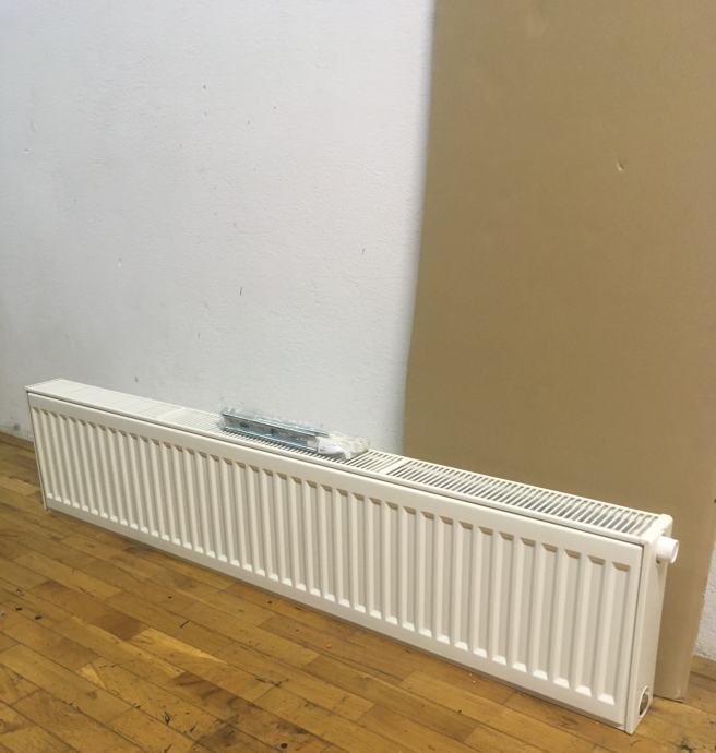 Silver 22k Radiator Radiator Korado, tip 22K, 140 x 30 x 10