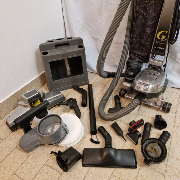 Sesalnik Kirby G6 Performance