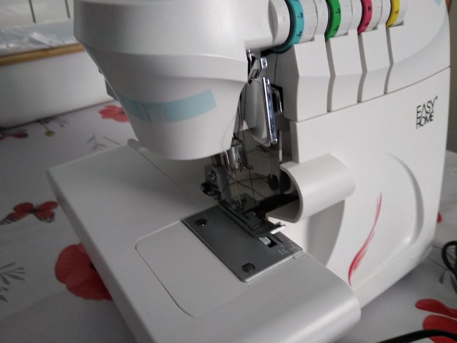 Šivalni stroj Overlock