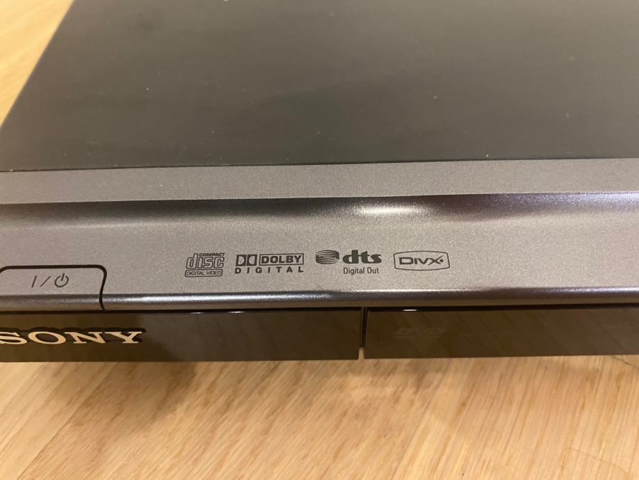 SONY CD/DVD predvajalnik DVPNS708H