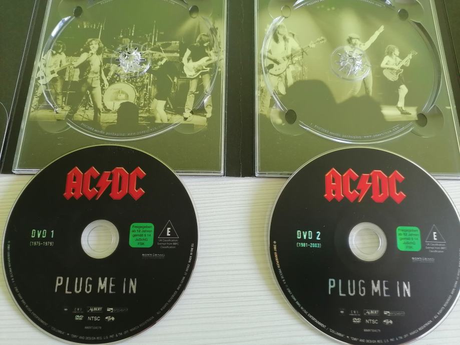 AC/DC - Plug Me In (2DVD)