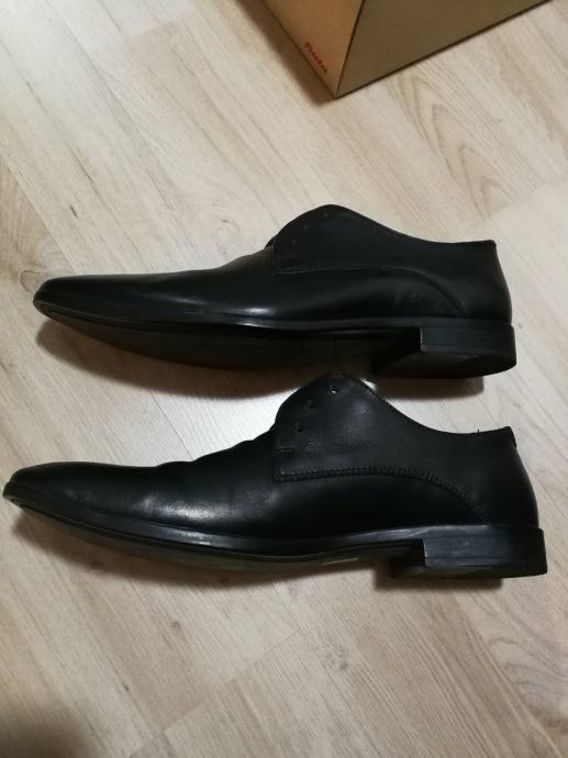 Elegantni čevlji Bata vel. 43