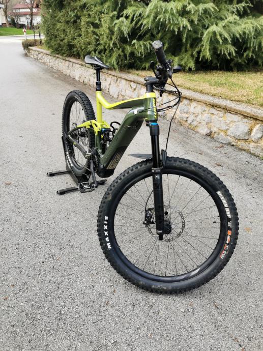giant trance e1