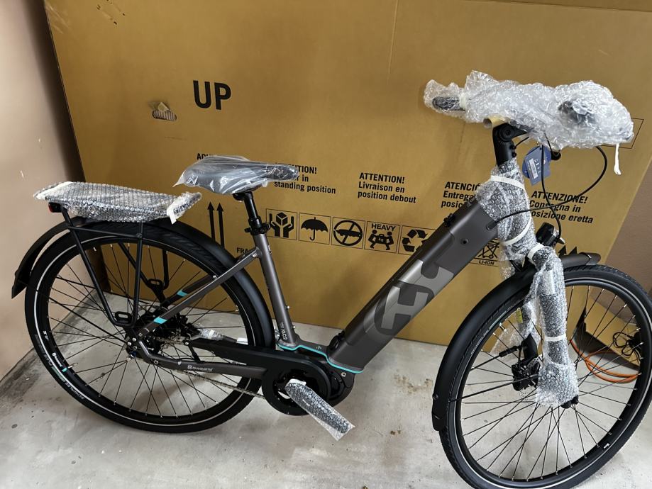 Chargeur D'origine Pour Vélo électrique Husqvarna Gran City 2 (GC2) - 42V 4A - Neuf