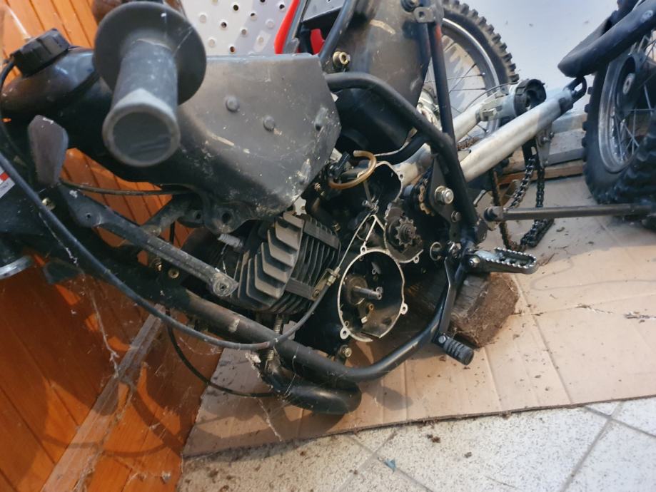 Lem Motor cross junior 50 cm3, 2000 l.