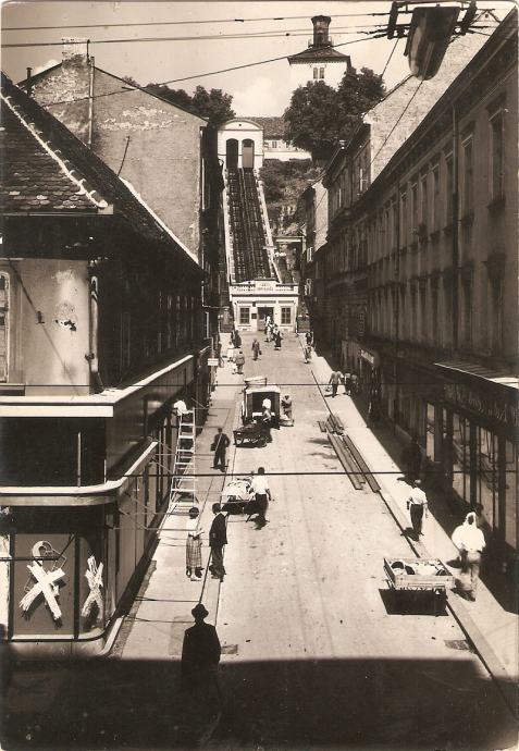 RAZGLEDNICA Zagreb  z vzpenjačo 1956 Hrvaška