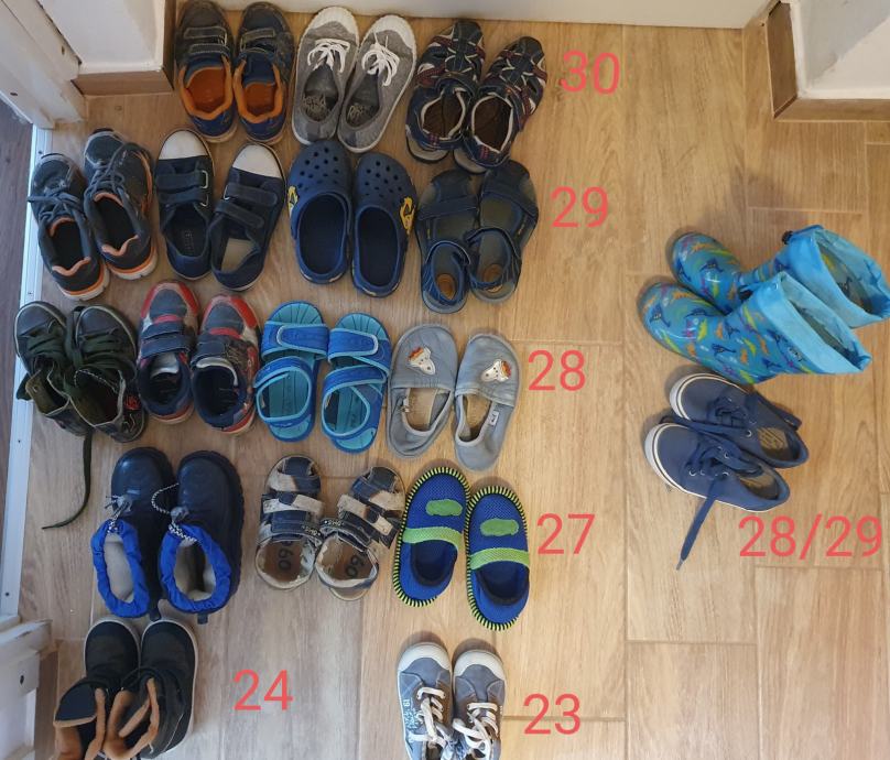 Fantovska obutev 23, 24, 27, 28, 29, 30 škornji zimska copati