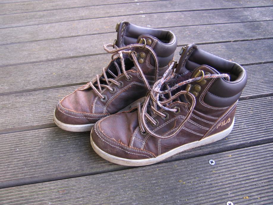 Otroška obutev - visoki čeveljčki čevlji