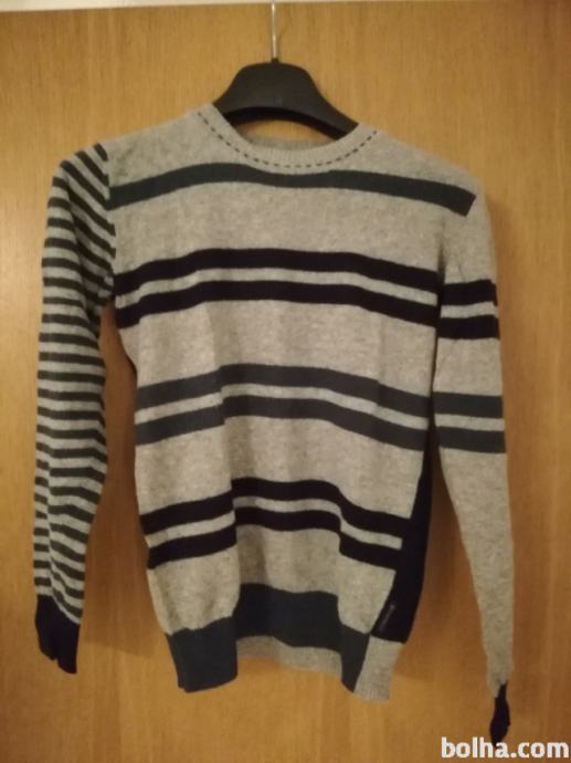 otroški pulover ARMANI 154 cm, 12A, 11 €, zelo ohranjen