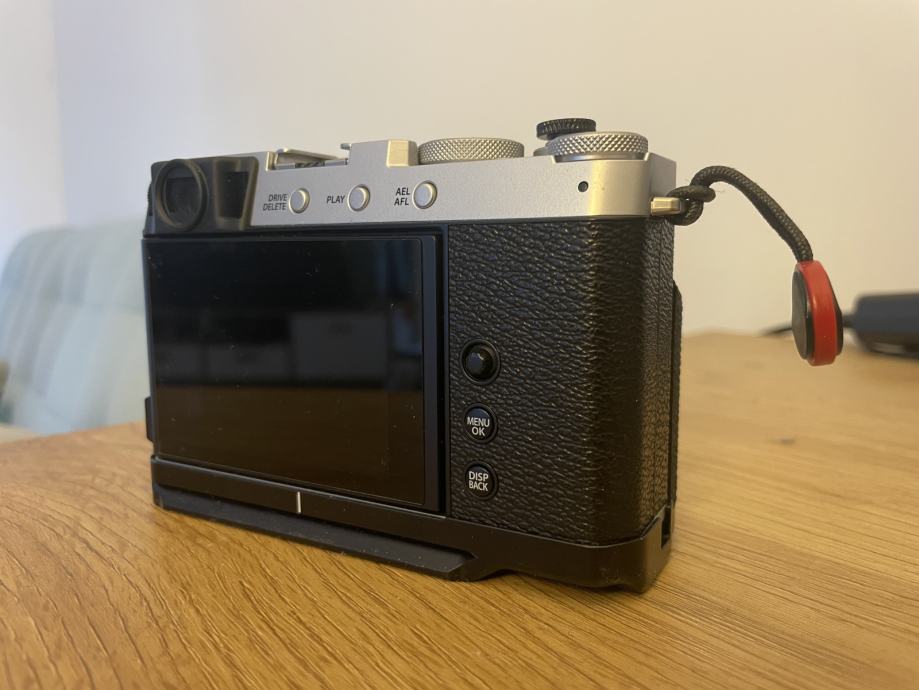 Fujifilm XE4 + 27mm f2.8