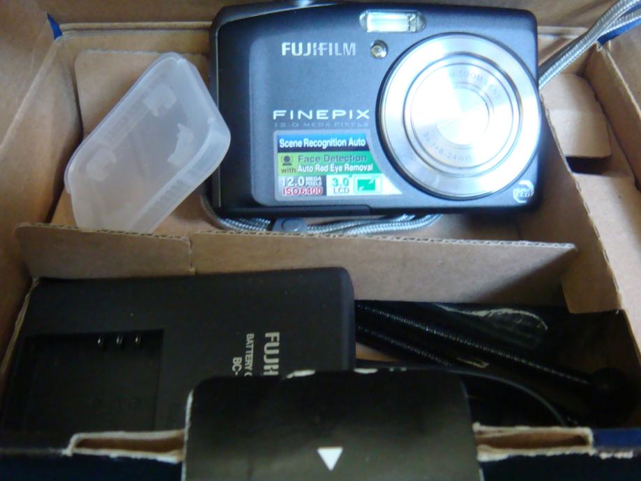 LaZooRo: Fujifilm Finepix F60fd 12MP digitalni fotoaparat TOP