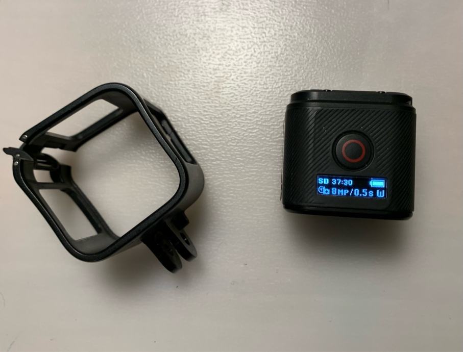 GoPro Hero 4 Session + Micro SD kartica 32 GB