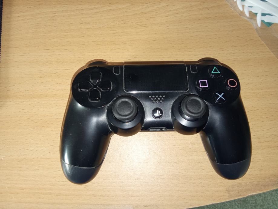 Dualshock 4 - PS4 kontroler