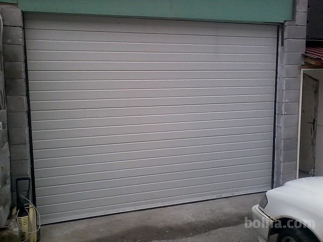 Garažna sekcijska dvižna garažna vrata 300X250,500X220......