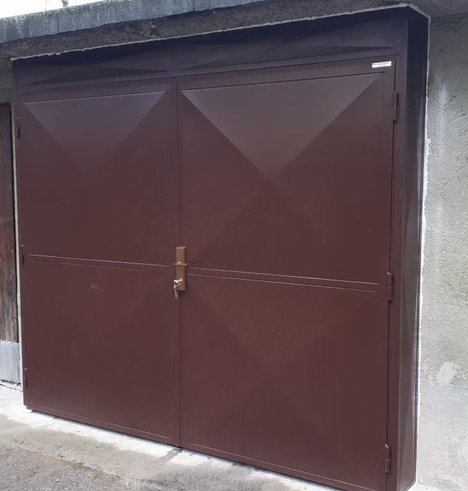 Garažna vrata kovinska po meri