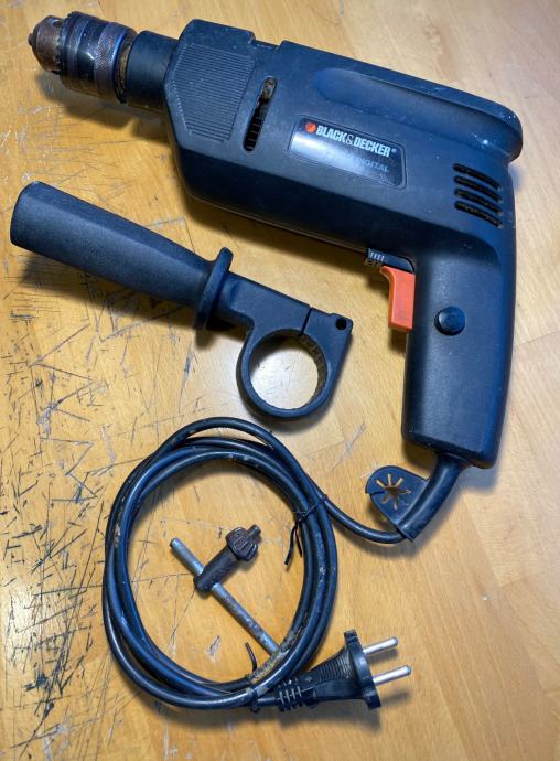 Vrtalnik Black & Decker made in England, Quattro Digital, malo rabljen