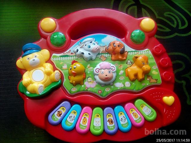 igrača za otroka živali na kmetiji pritisk na gumb sproži zv