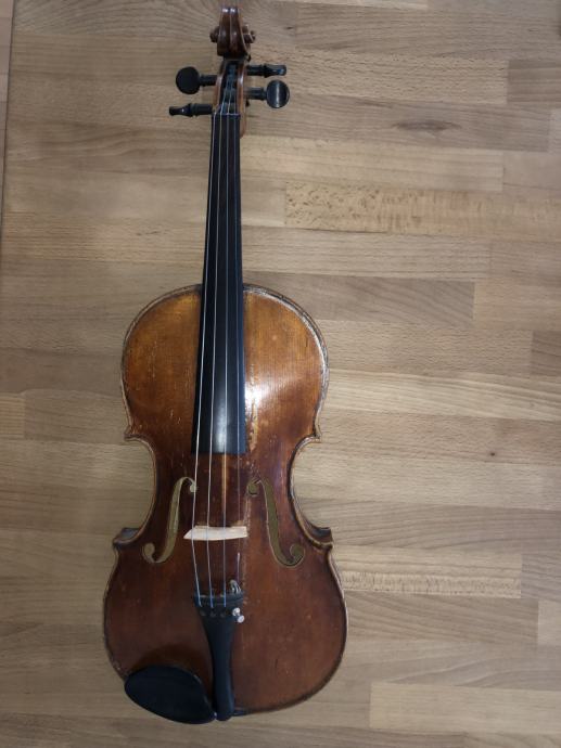 Violina celinka , mojster Robert Lauman, konec 19.st ali začetek 20.st