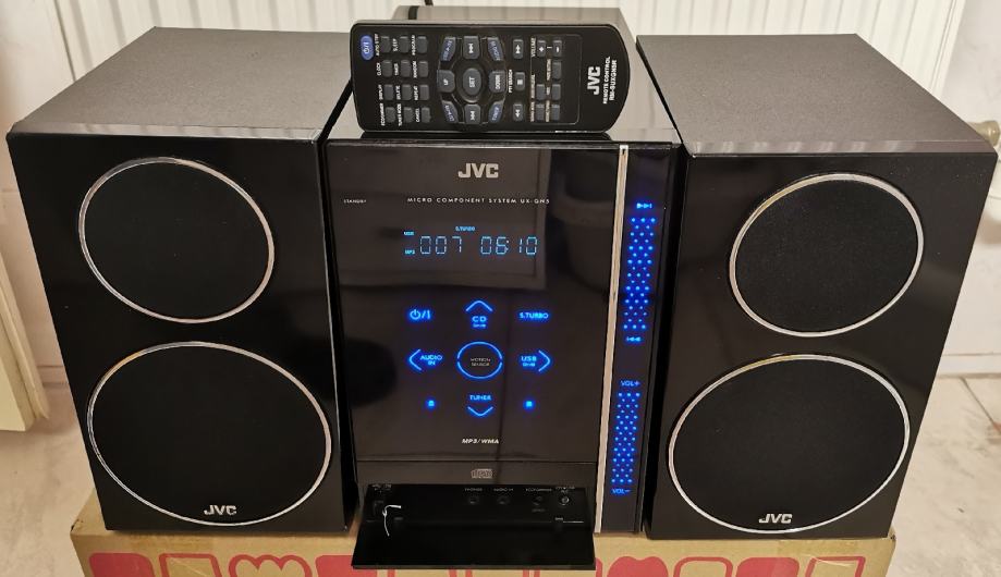 Glasbeni stolp JVC - Bluetooth USB CD MP3 120W