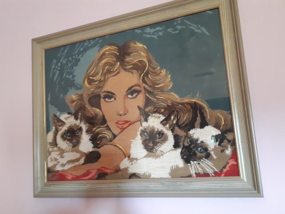 Gobelin z okvirjem . Ženska s tremi mačkami