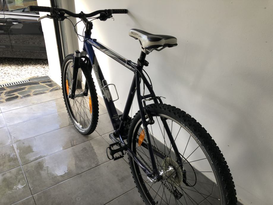 Scott Montana 17 L velikost