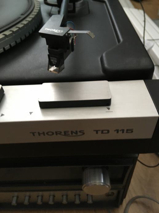 Thorens TD 115