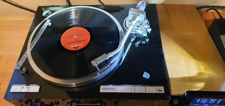 Visokokakovostni gramofon Kenwood KD-990