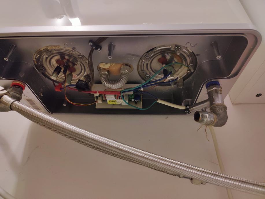 Grelnik vode / bojler Ariston 80l - VLS 80 - 1500W - DELUJOČ