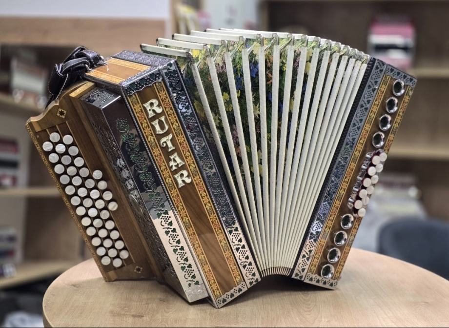Ala Rutar Diatonična harmonika RUTAR TOLMINKA CFB 38 oz 58,72€ mesečno!