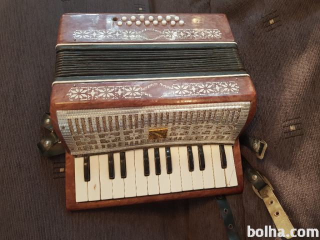 Mališ klavirska harmonika