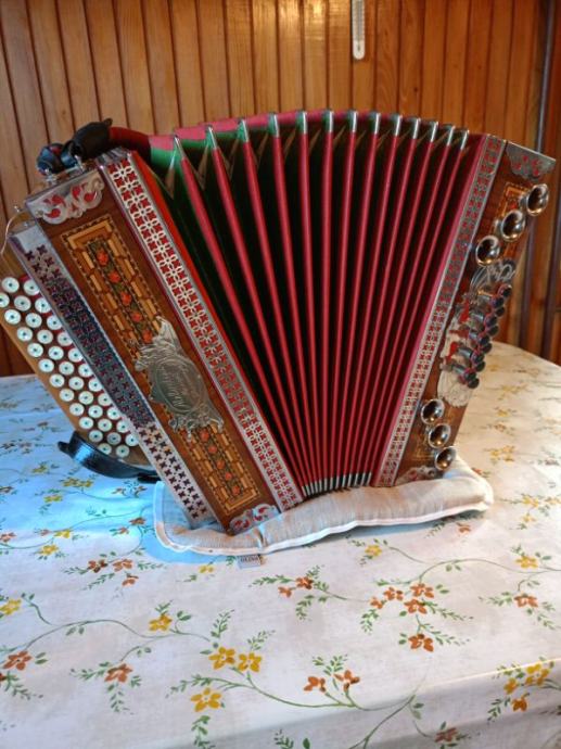 Melodija Menge Original Kot Nova Be Es As melodija-menge-original-kot-nova-be-es-as