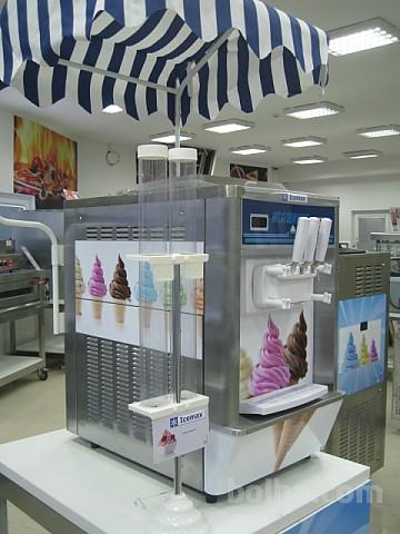 sladoledni avtomat na ročke za točeni sladoled