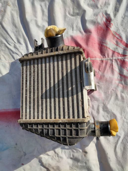 Echangeur Air (Intercooler) Pour Hyundai Tucson 1 2.0 CRDI 4x4 - Réf. 2827127251, Occasion Bon état