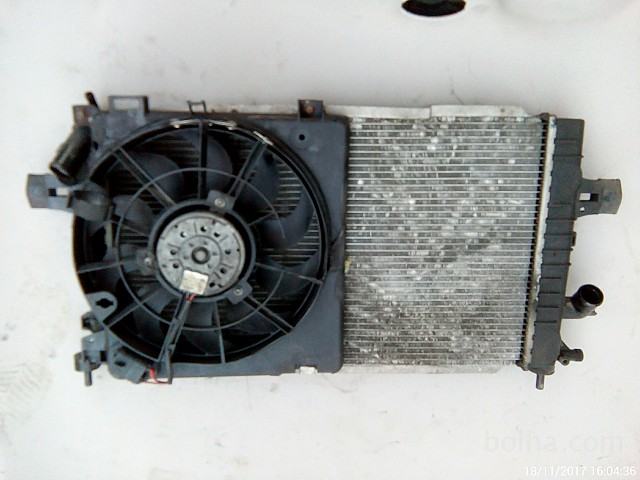 opel astra h 2004- 1.7 hladilnik vode ventilator hladilnika original