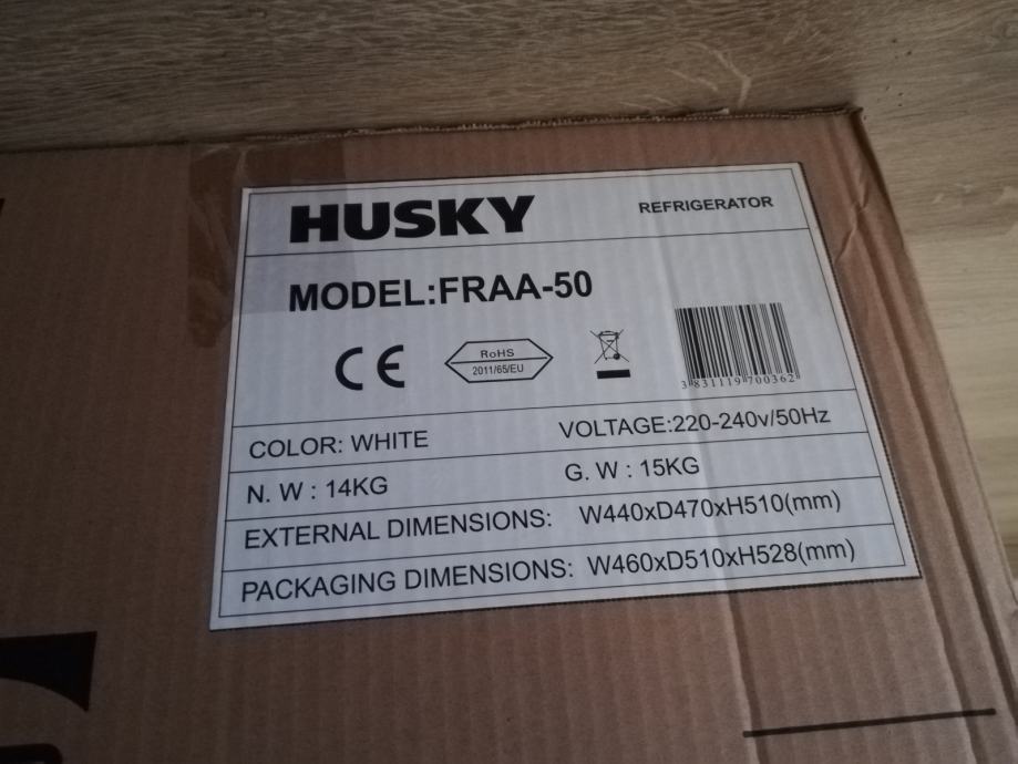 Husky mini hladilnik FRAA50