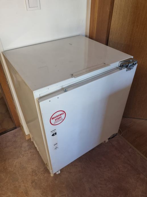 Podpultni hladilnik Gorenje RBIU6134W
