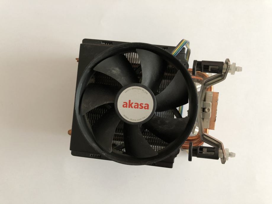 akasa X4   -  Hladilnik za socket 775