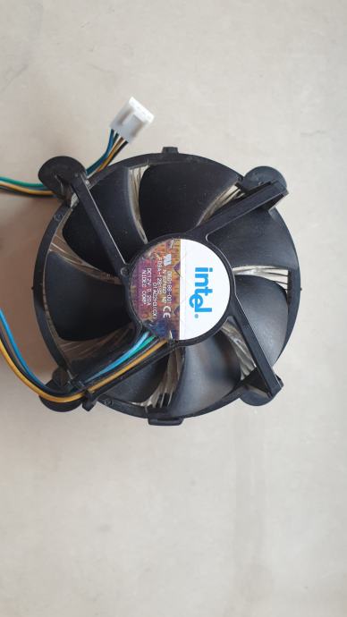 Intel D60188-001, socket Lga 775  CPU odvodnik toplote in ventilator