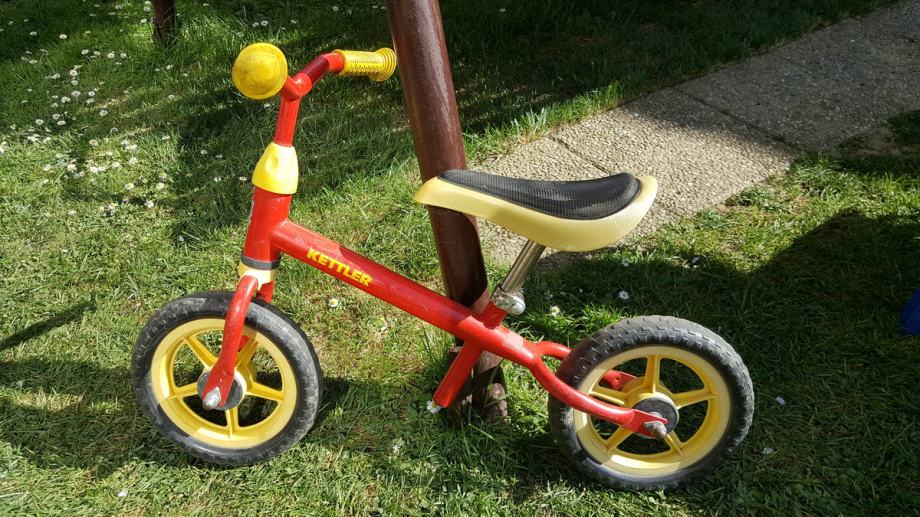 Poganjalček, tricikl, avto in druge otroške igrače - ugodno!